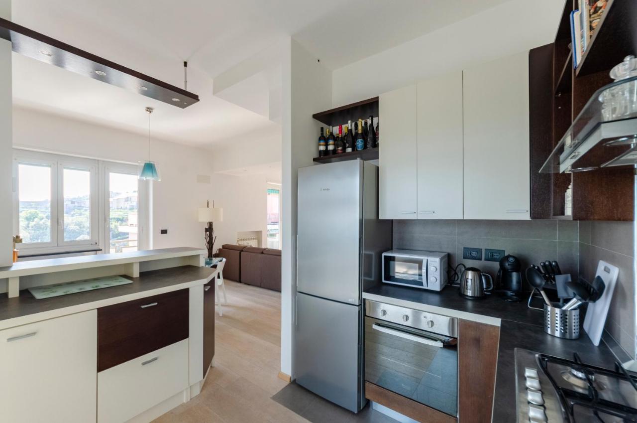 Ferienwohnung Joivy Great Flat With Sea View Genua Exterior foto